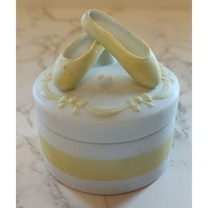 Vintage 1983 Lefton China Trinket Box Yellow Ballerina Slippers Hand Painted B6